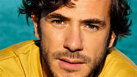 Jack Savoretti .